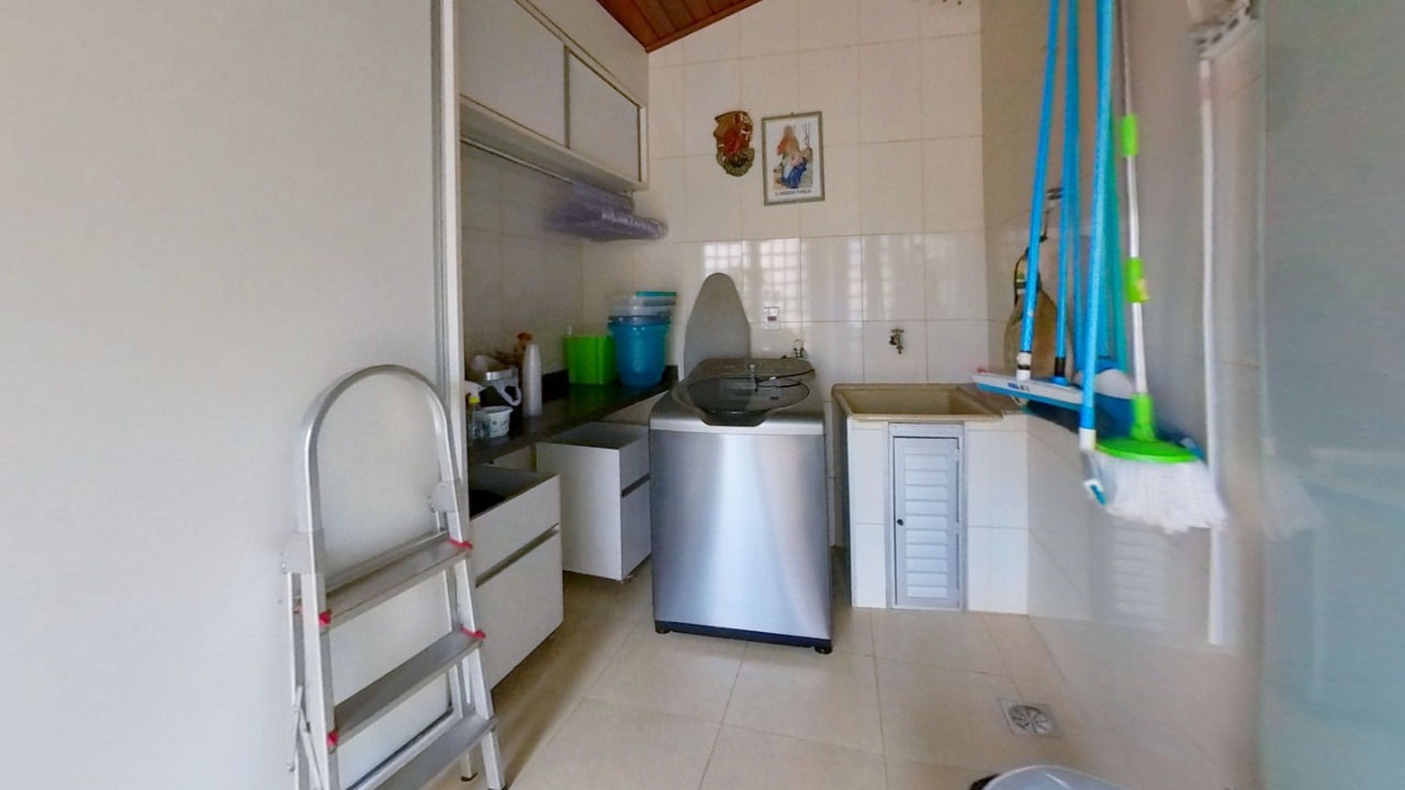 WhatsApp Image 2022-04-14 at 13.25.21 (4).jpeg